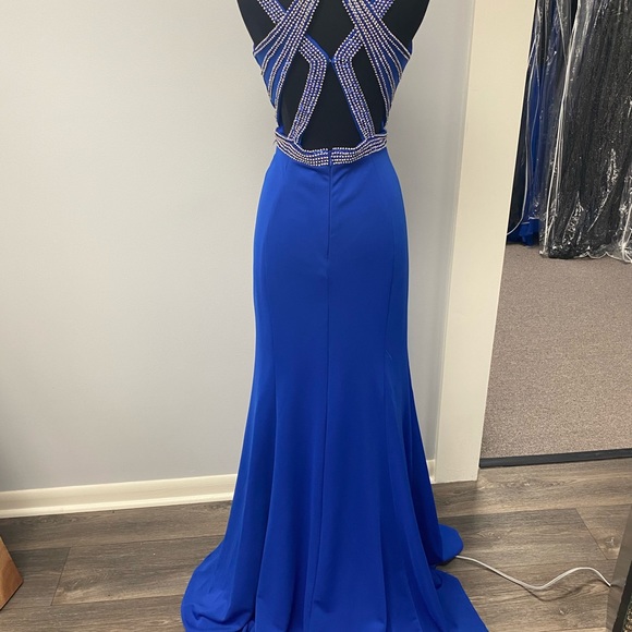 Prom / Formal Dress - Picture 3 of 4